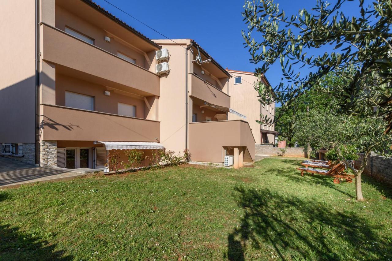 Studio Apartment Mali Медулин Экстерьер фото